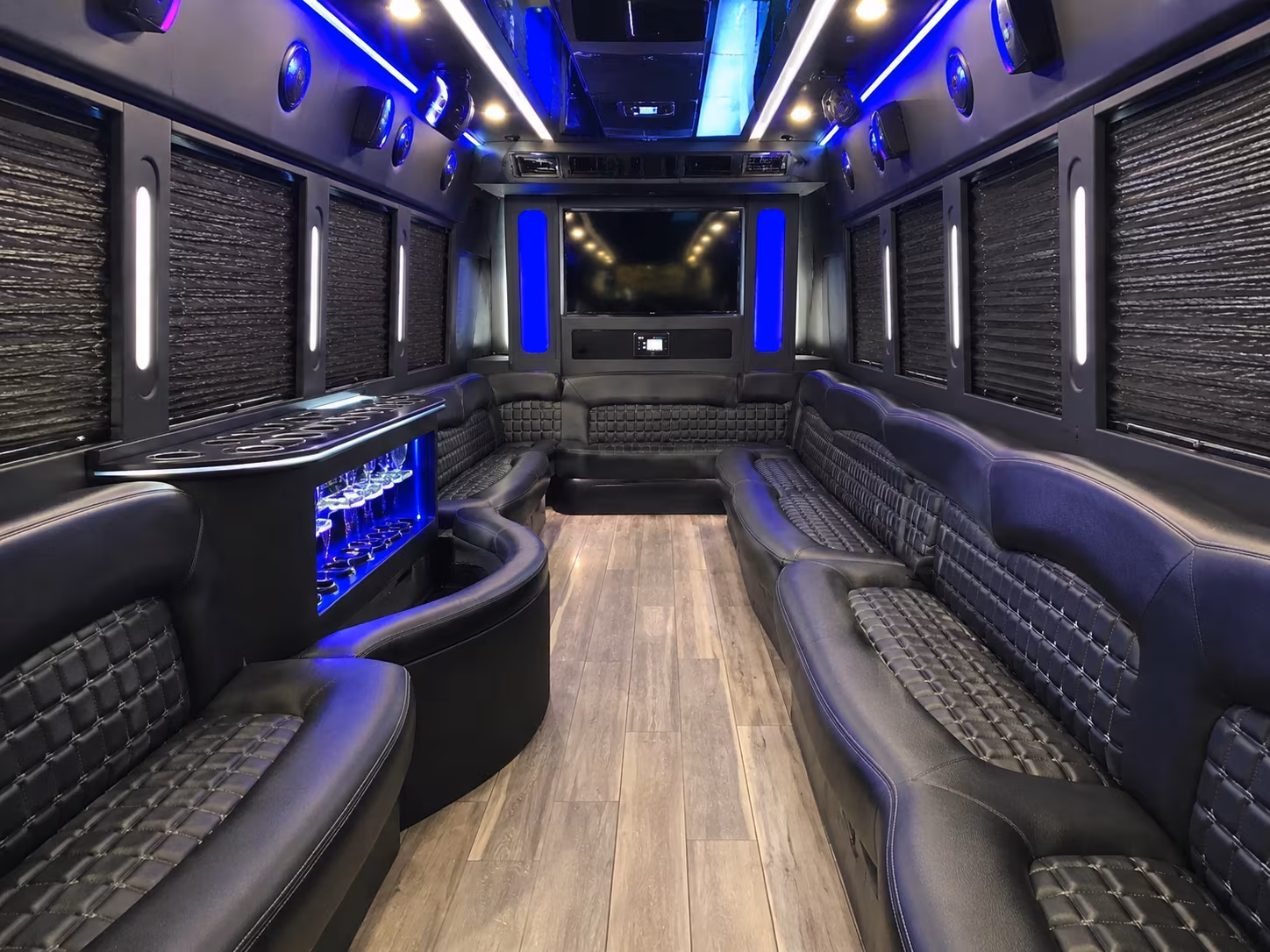 affordable san angelo prom party bus prices split across your group